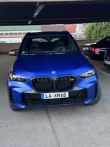 BMW X5 M M60 > Individual Frozan blue UPE: 147 000€ - gebrauchte BMW X5 M60 aus dem Jahr 2024