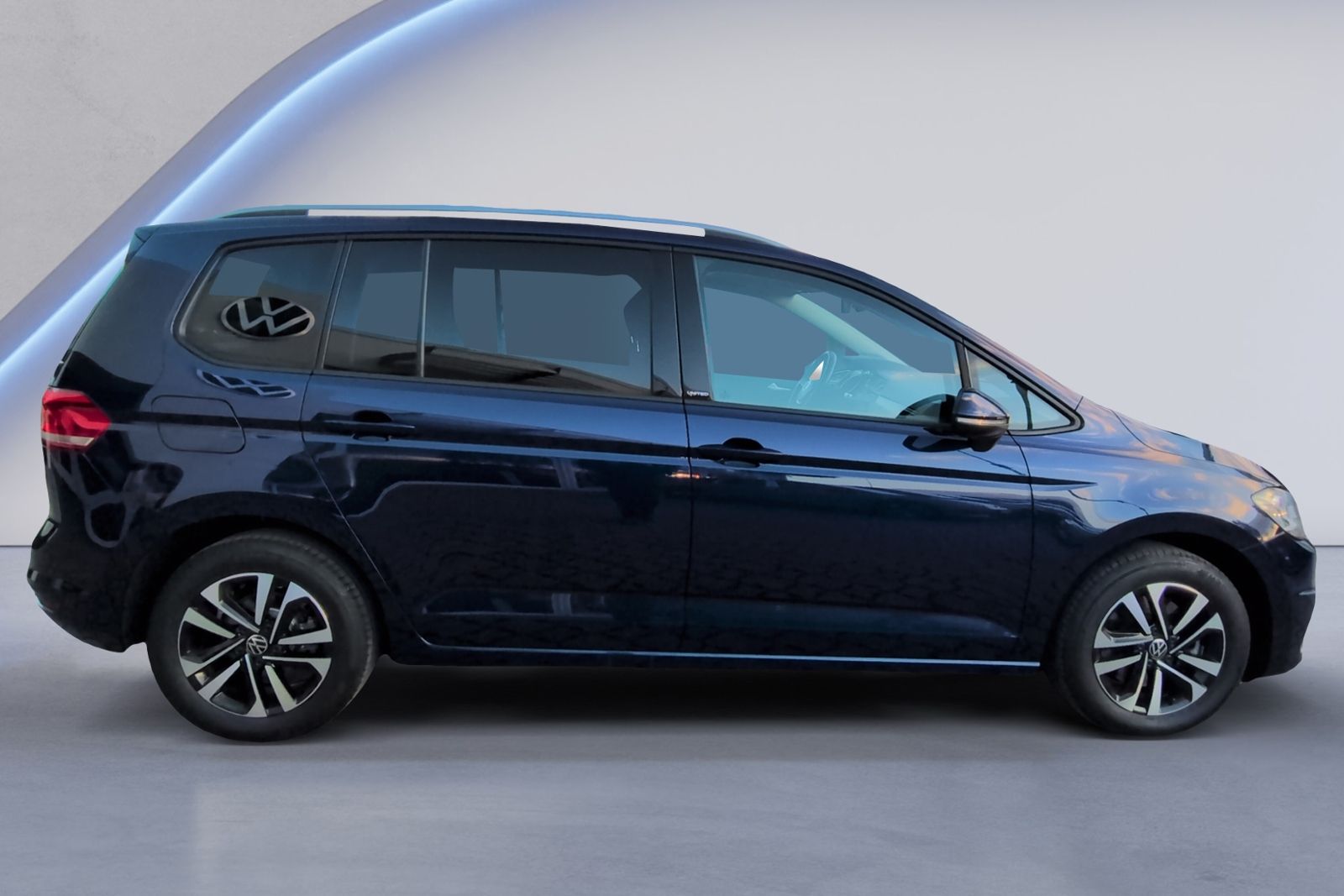 Touran 2.0 TDI United PANO+AHK+7SITZE