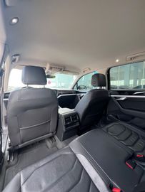 Volkswagen Touareg - 7