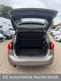 BMW 218 - 7