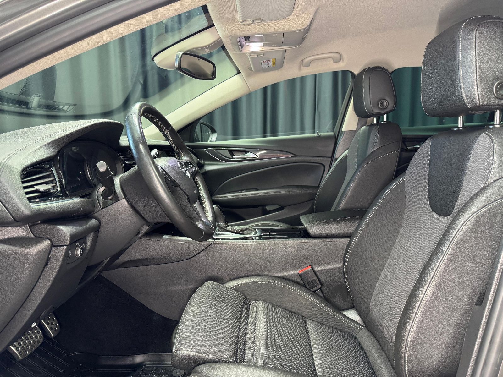 Fahrzeugabbildung Opel Insignia B Sports Tourer Dynamic|KAMERA|AHK
