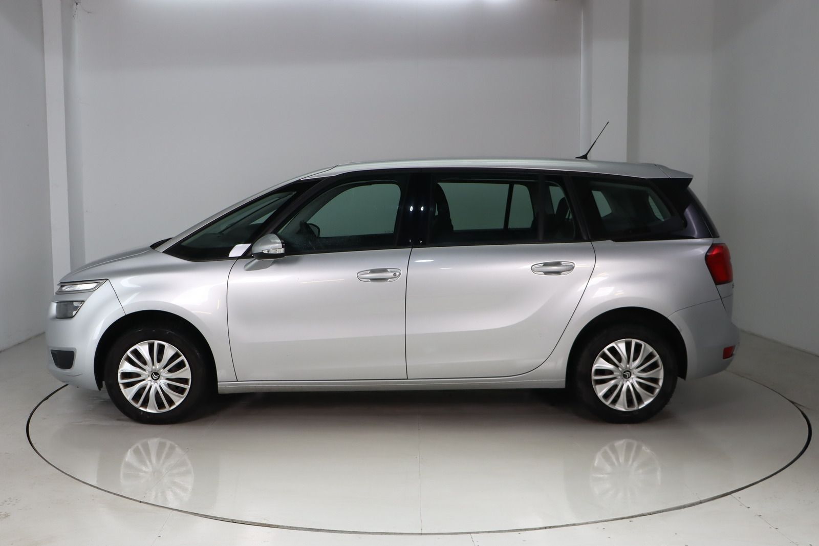 Fahrzeugabbildung Citroën Grand C4 Picasso VTi 120 * Navi * PDC * Tempomat