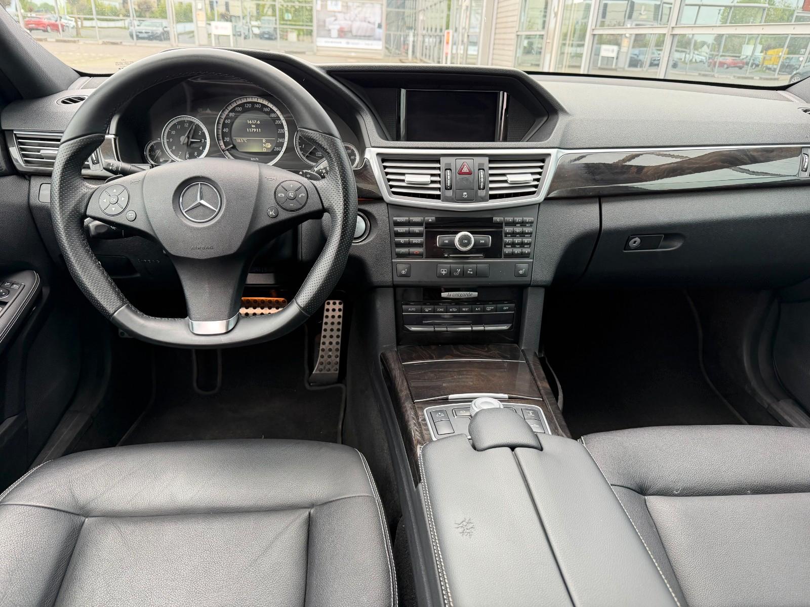 Mercedes-Benz E 500 AMH Leder xenon Navi PDC