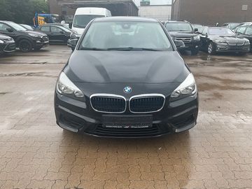 BMW 218 - 2