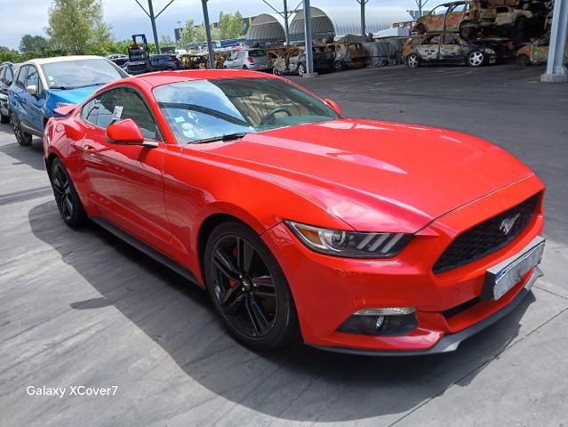 Ford MUSTANG FASTBACK 2.3 ECOBOOST