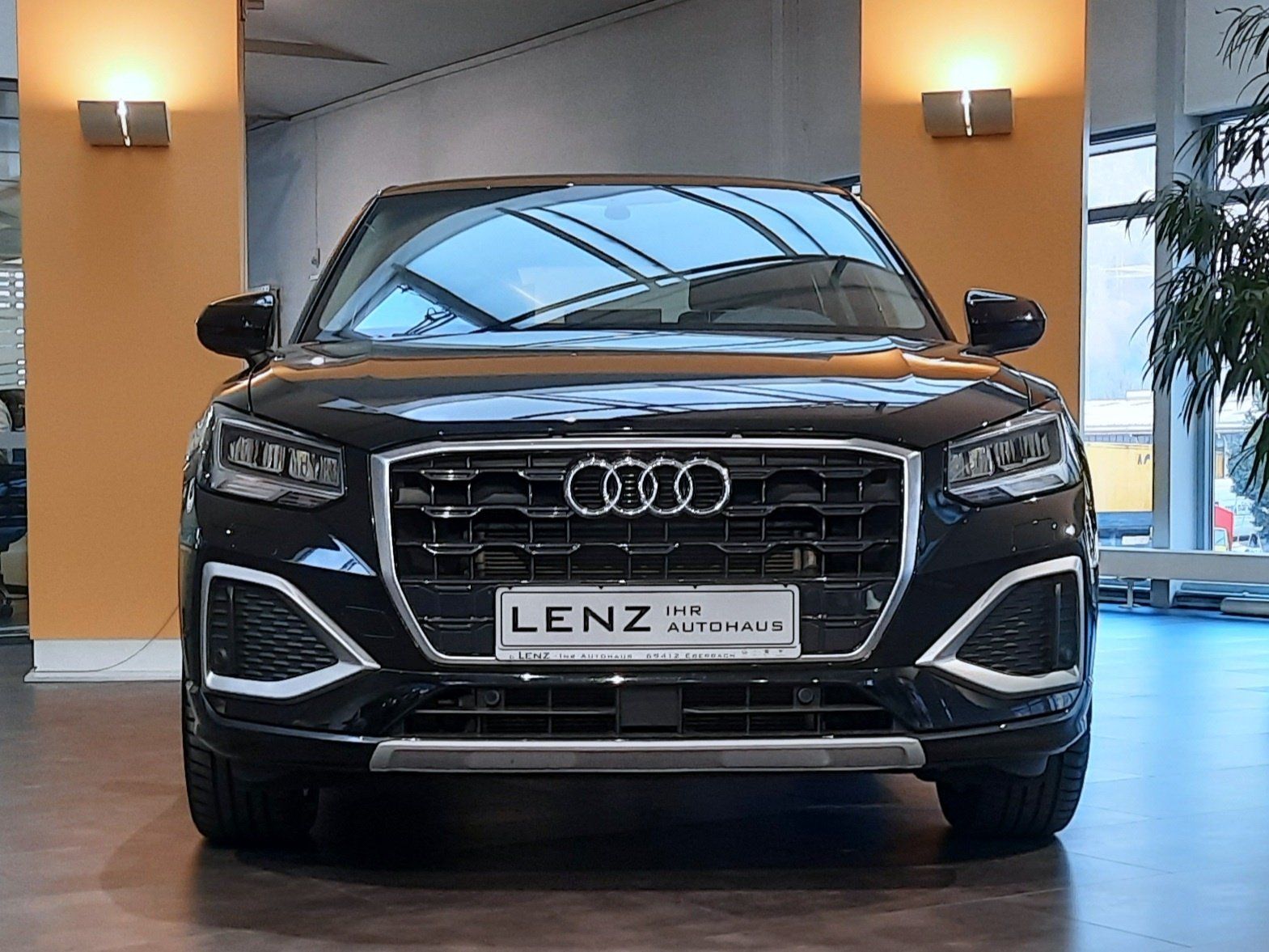Fahrzeugabbildung Audi Q2 35 TFSI advanced S-Tronic *Cam*LED*AppC.*
