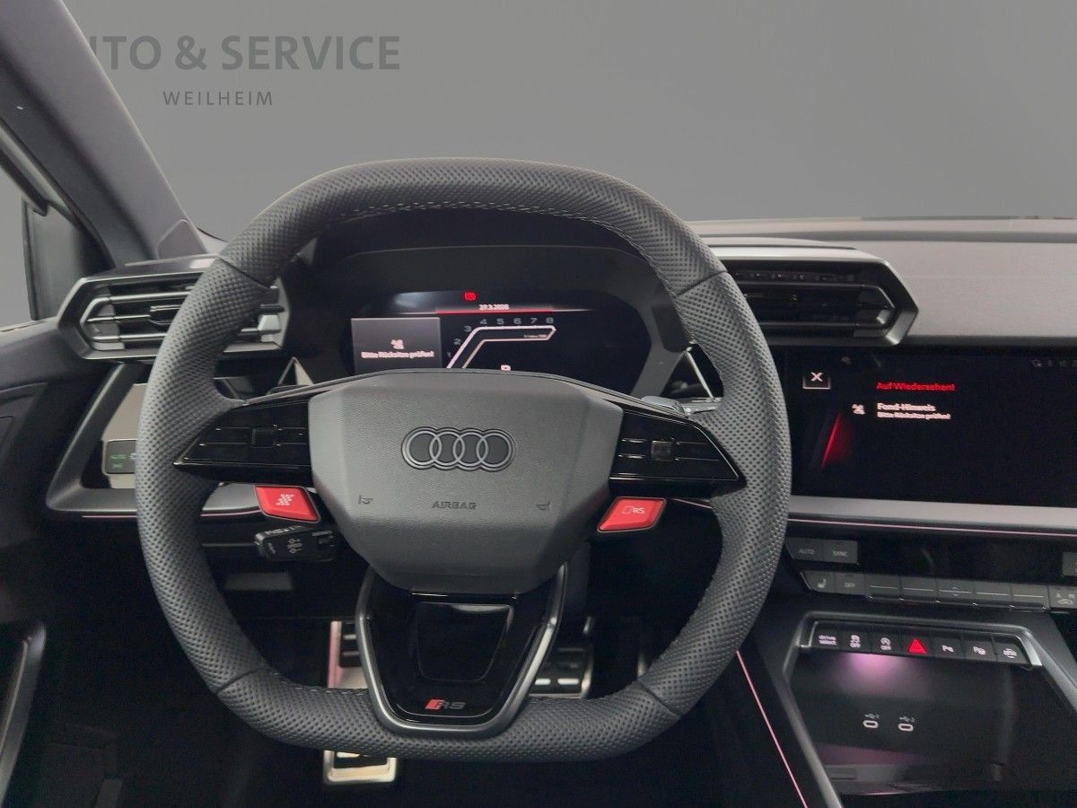Audi RS3 - Bild 10