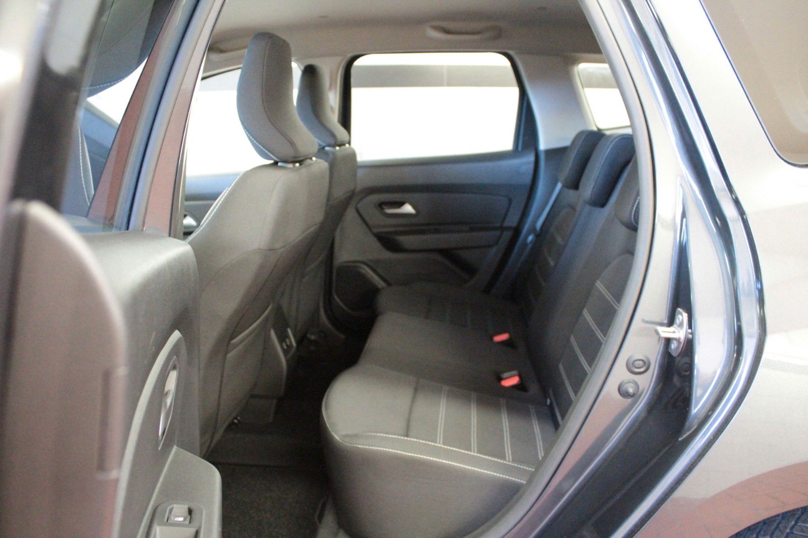 Fahrzeugabbildung Dacia Duster TCe 100 ECO-G Journey  LPG / Benzin