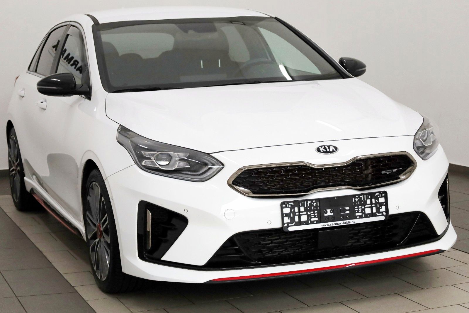 Fahrzeugabbildung Kia cee'd / Ceed GT, T.Leder,Navi,LED,SH,JBL +WR