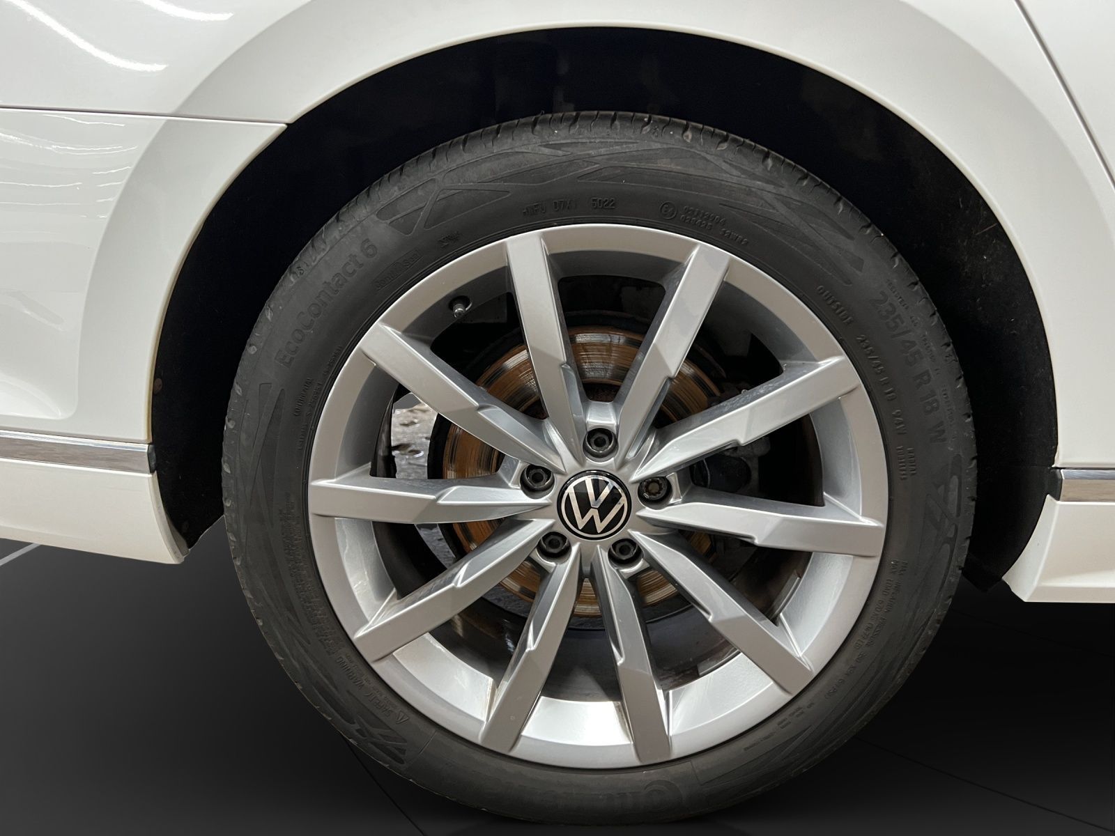 Volkswagen Passat Variant - Bild 14