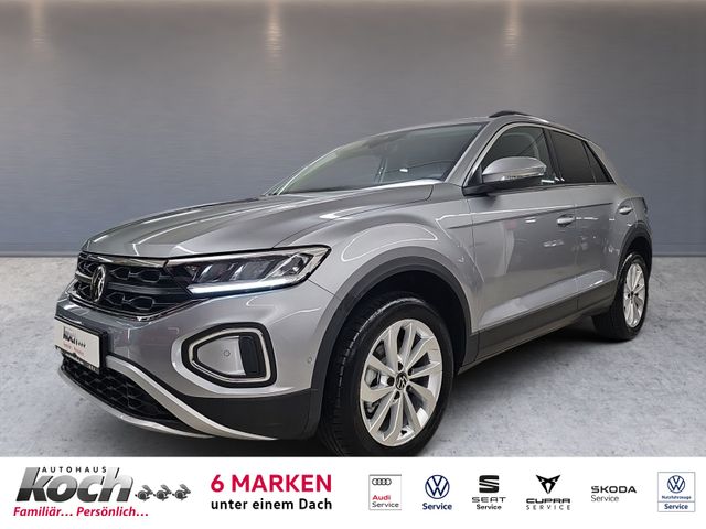 Volkswagen T-ROC Life 1,5 TSI DSG LED RFK ACC SHZ P-ASSIST