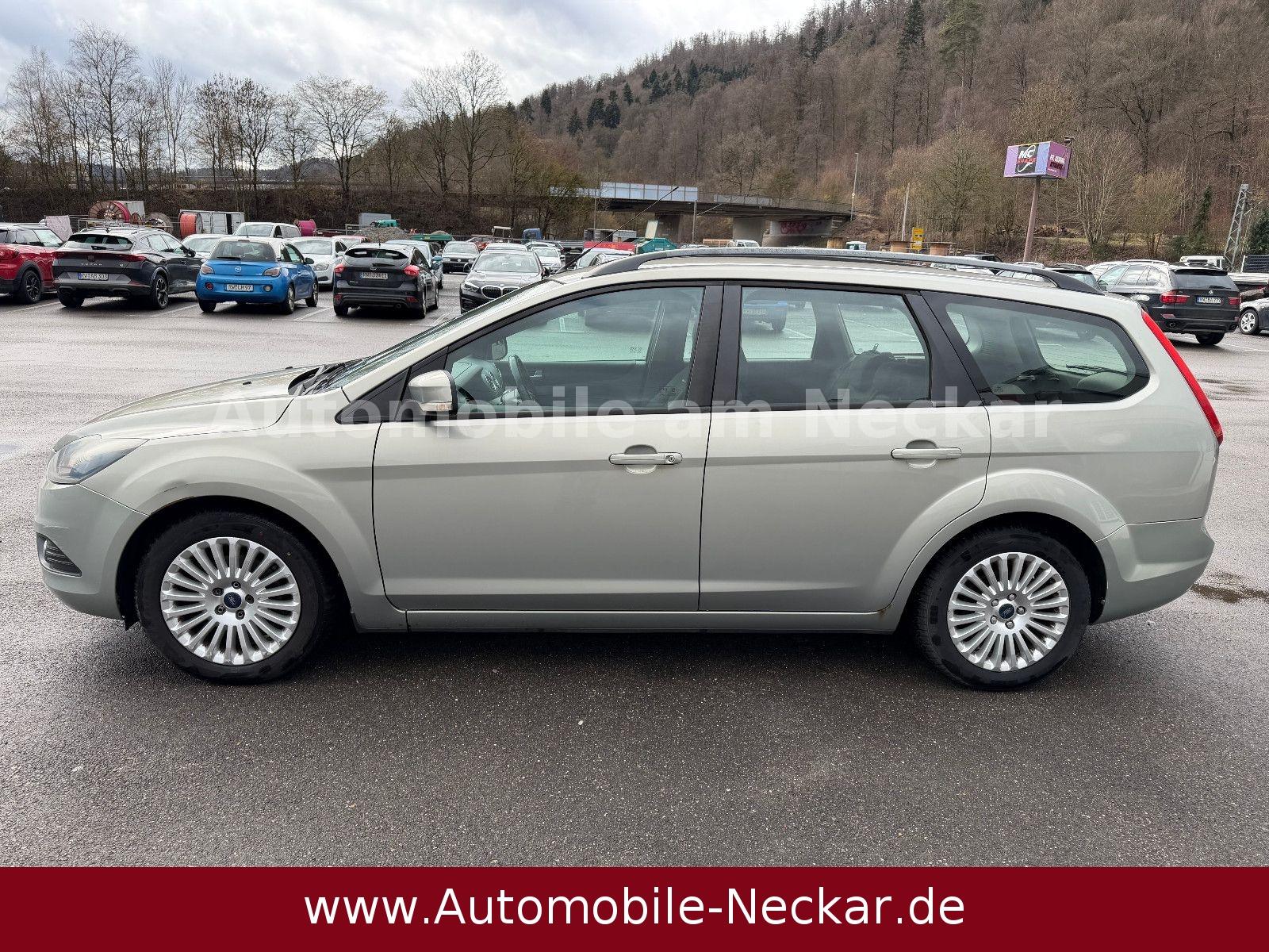 Ford Focus 2009 — photo 8