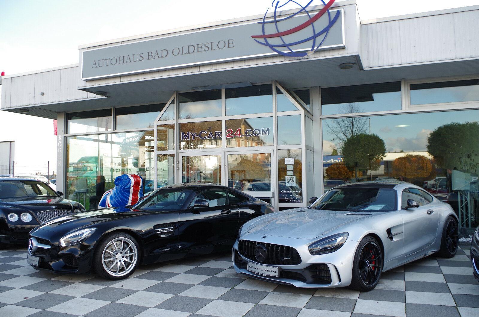 showroom-image-top