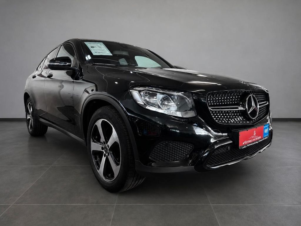 Image of Mercedes-Benz GLC 220