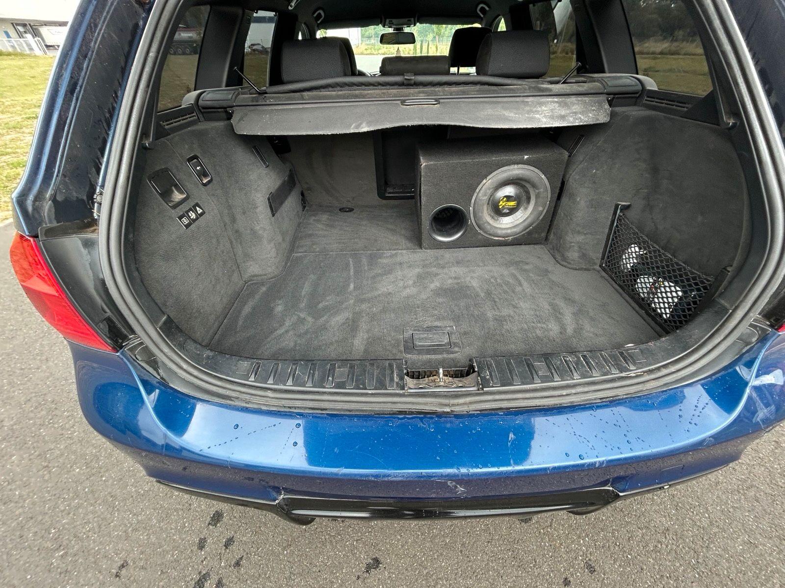 BMW 320 2009 — photo 9