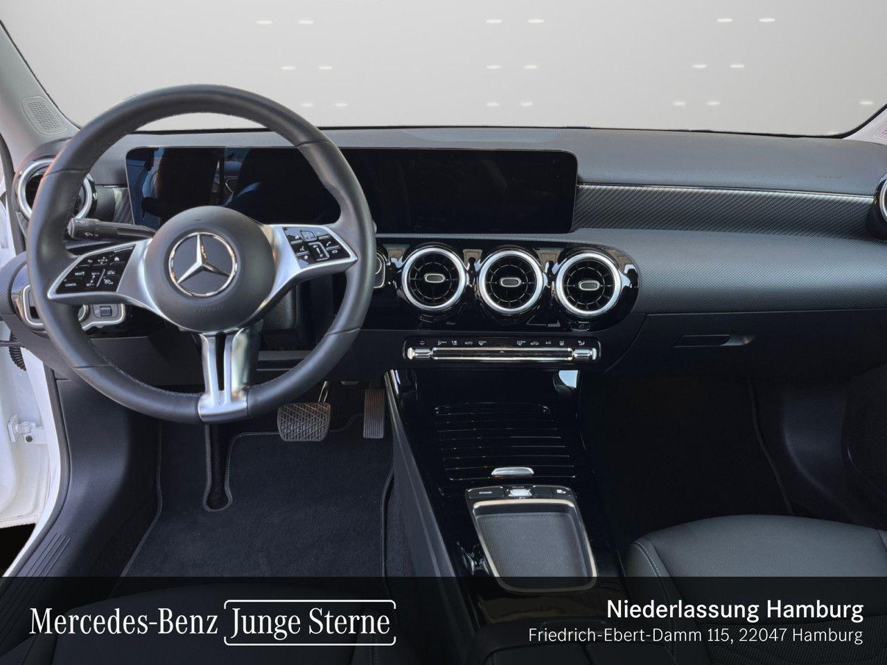 Mercedes-Benz A 250 e Progressive Limousine DISTR/AHK/AC11kW/