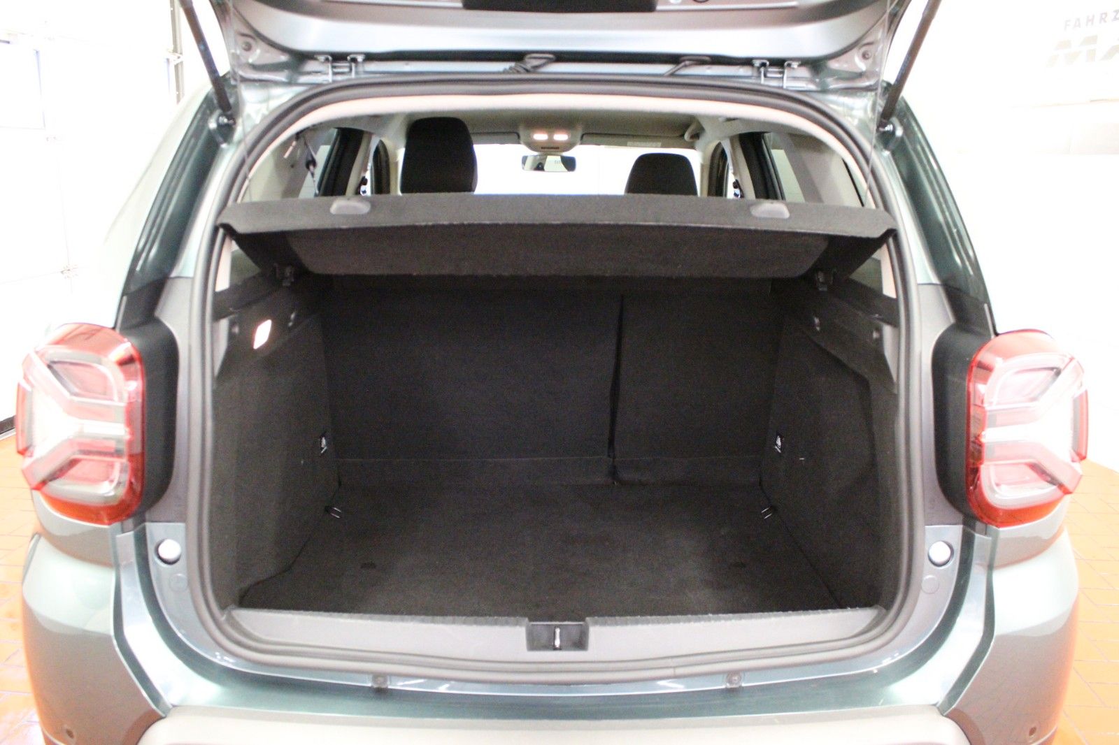 Fahrzeugabbildung Dacia Duster TCe130 Extreme *Navi*Sitzhzg**360 Grad