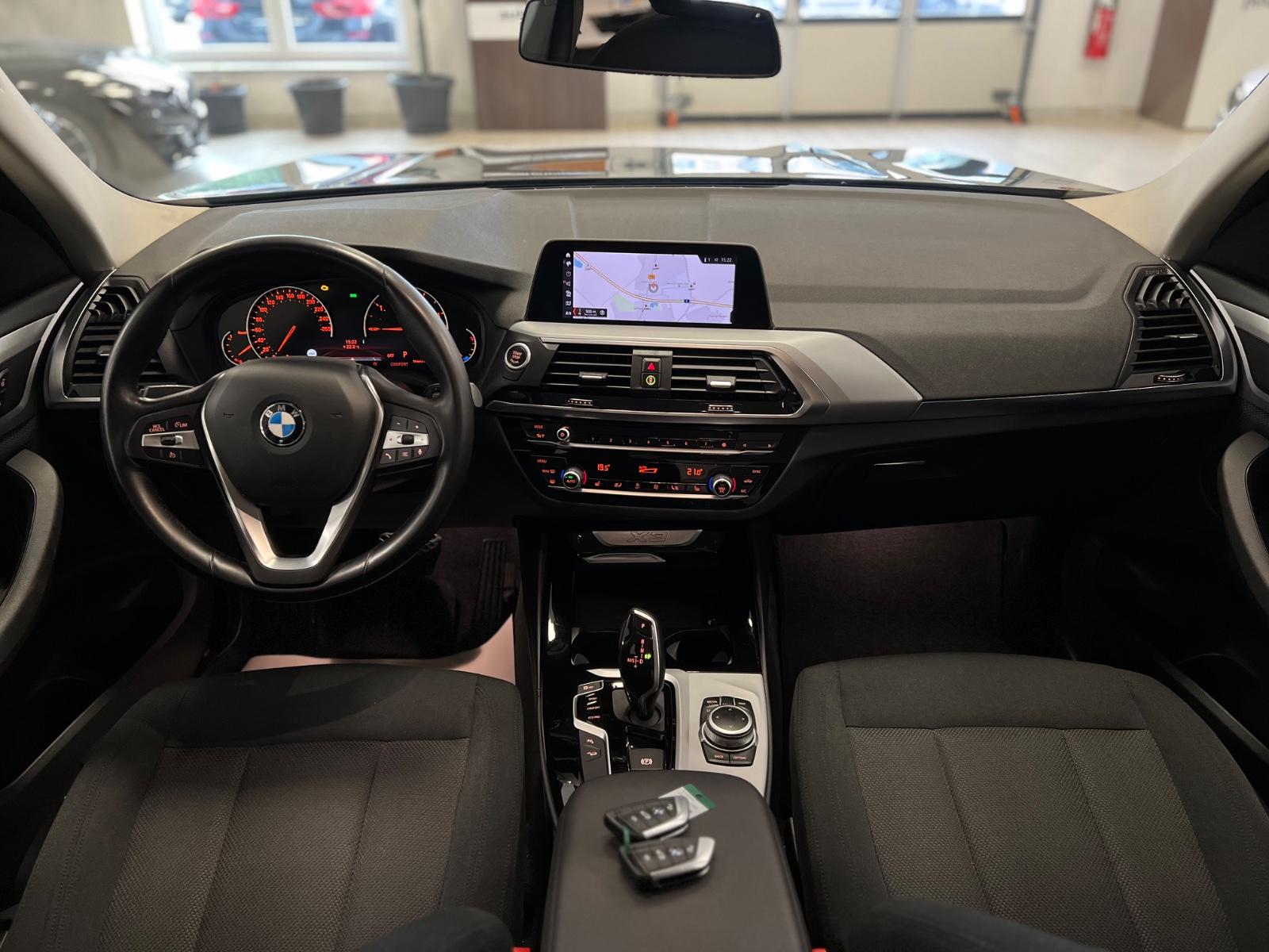 BMW X3 xDrive 20d Aut/Navi/Brems&DriveAssist/WLAN