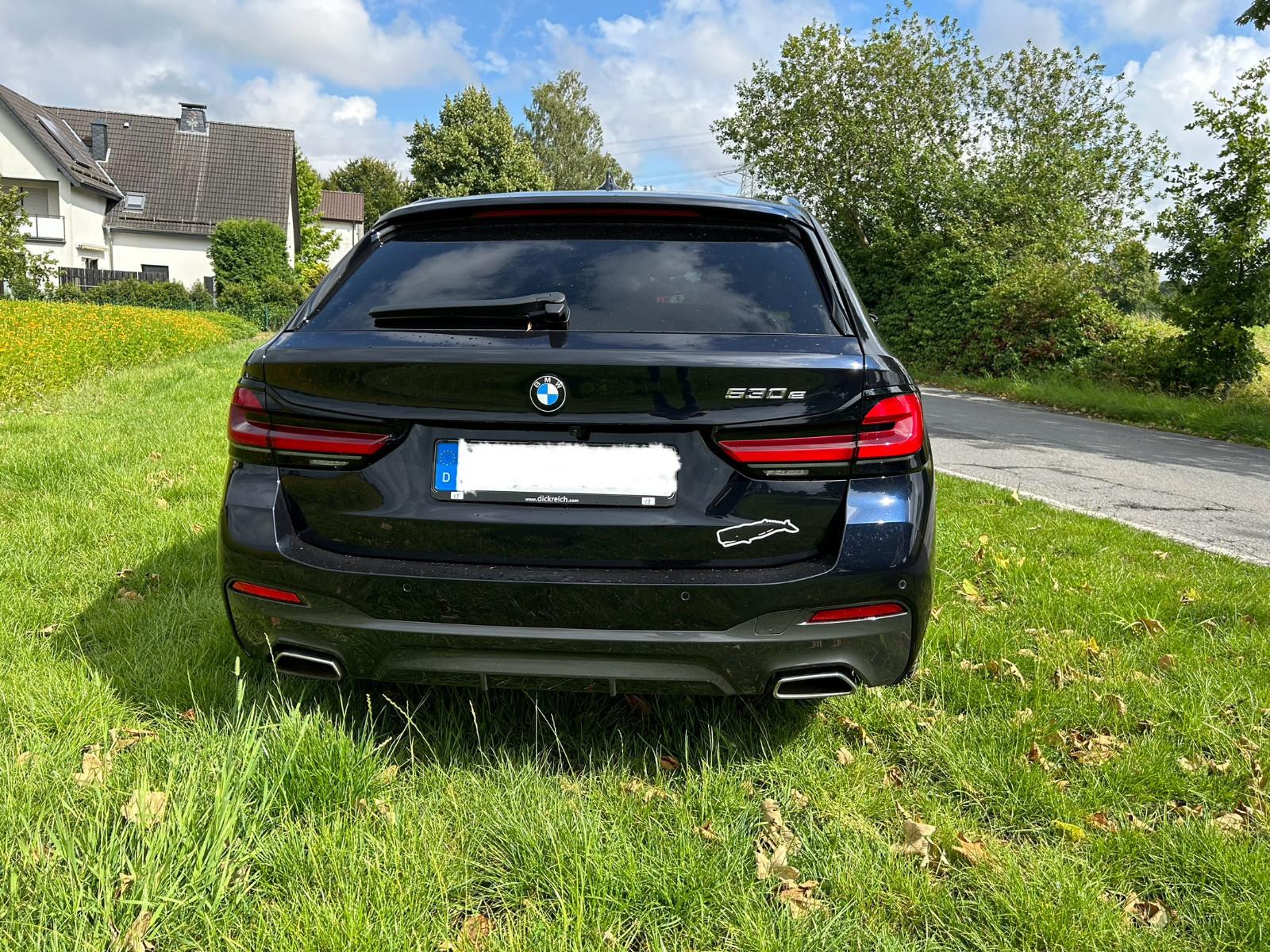 BMW 530 e M Hybrid Schiebedach Anhängerkupplung, миниатюра 3