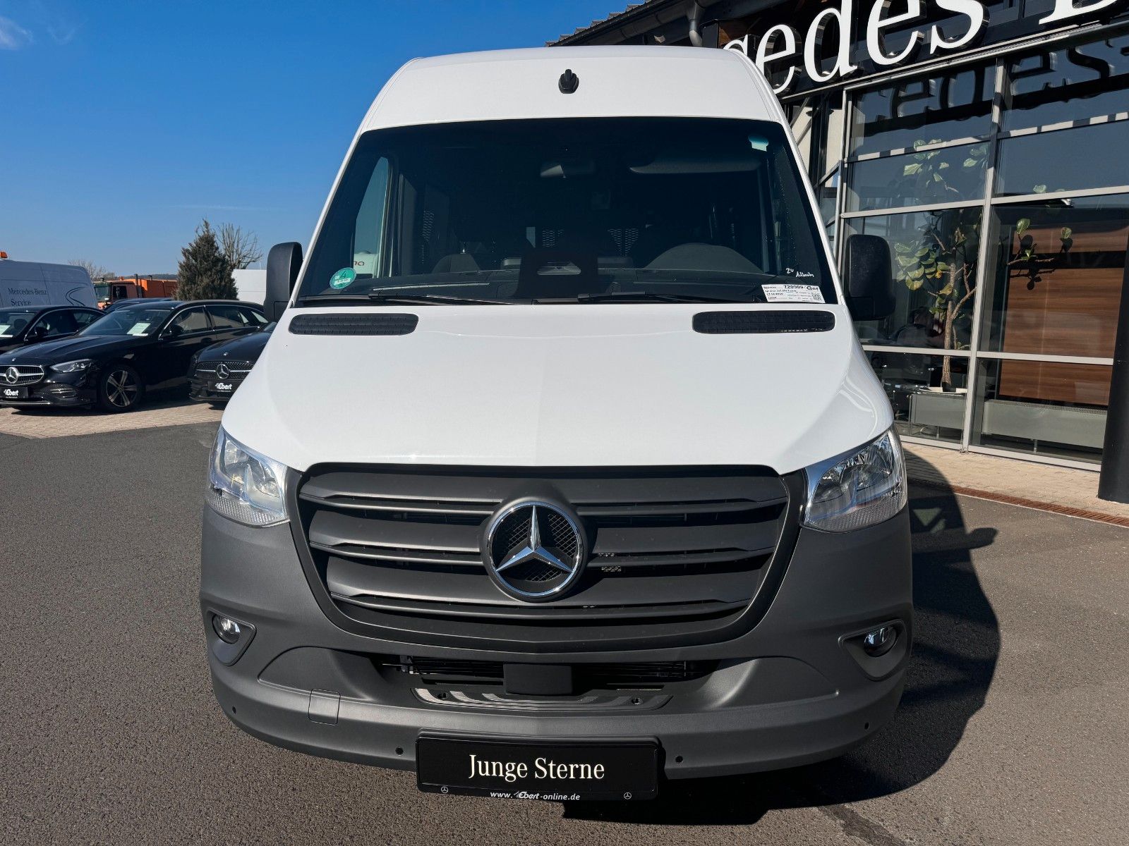 Fahrzeugabbildung Mercedes-Benz Sprinter 317 CDI Rollstuhl/Behinderten Lift