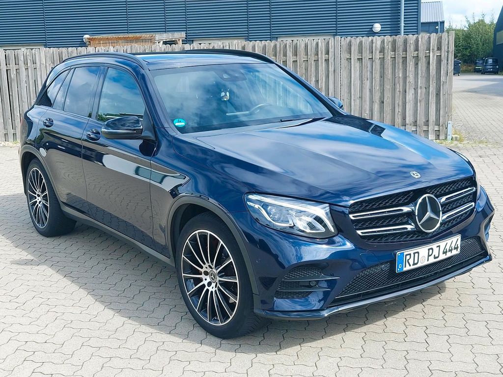 Image of Mercedes-Benz GLC 220