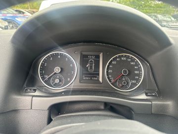 Volkswagen Tiguan - 11