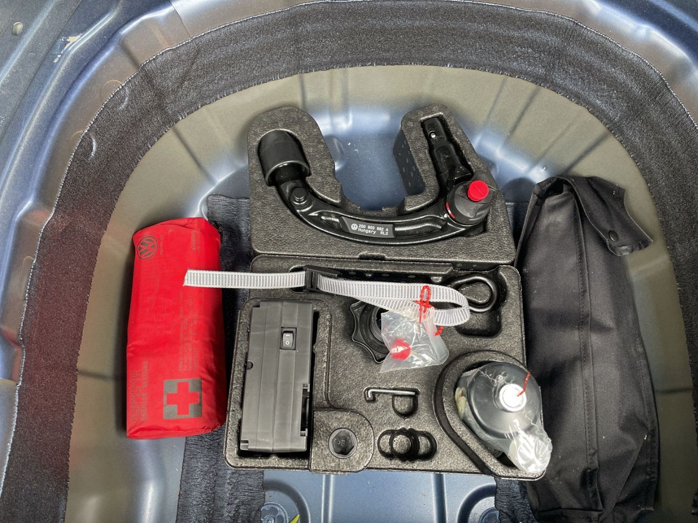 T-Cross 1.0 TSI Style Kamera/AHK/ACC/LED/Navi/Si