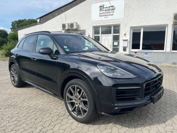 Porsche Cayenne - 1