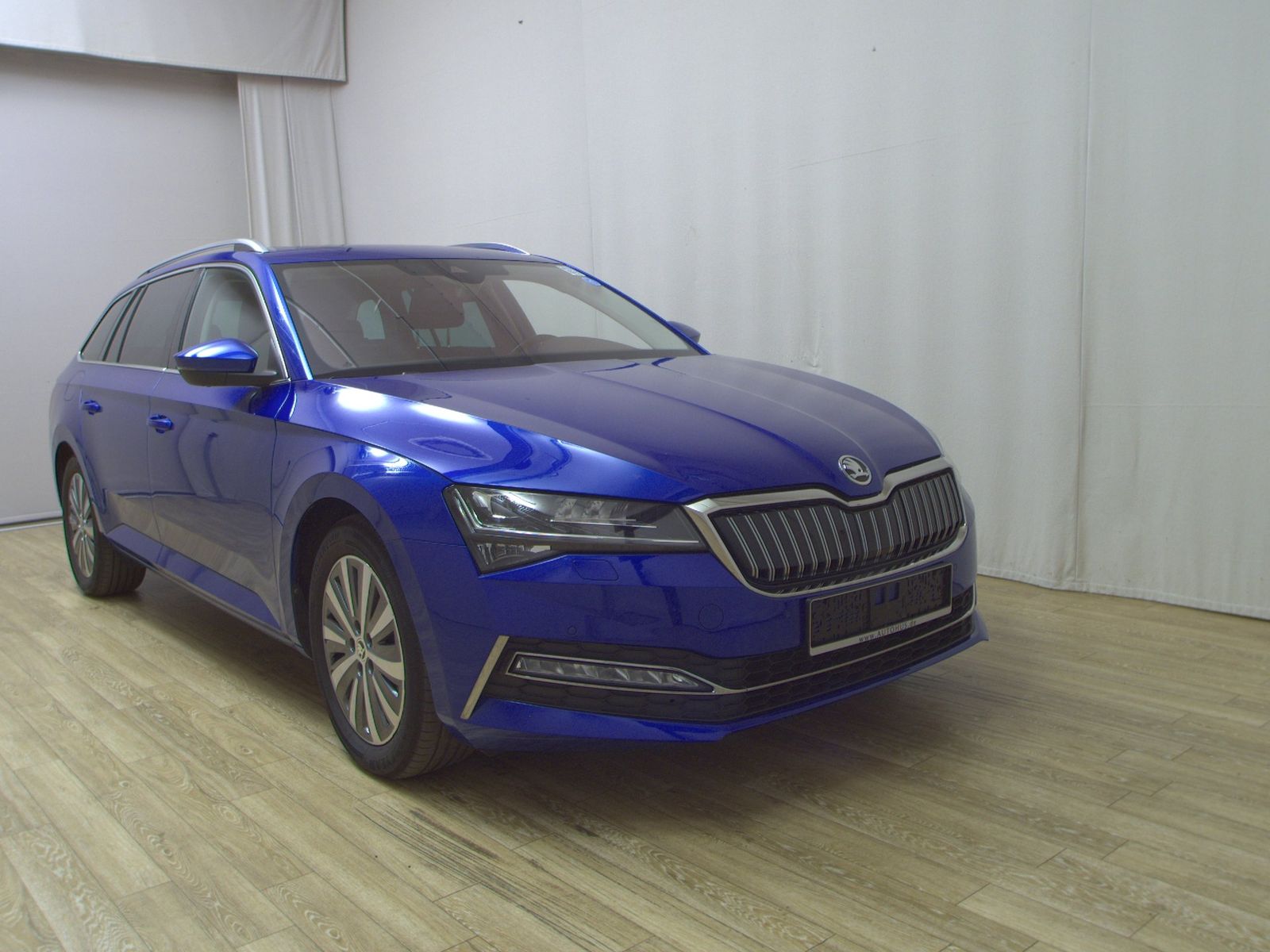 Skoda Superb Combi 1.4 TSI iV Style NAVI LED PANO DC imagem 3