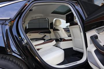 2025 AUDI S8 — миниатюра 16