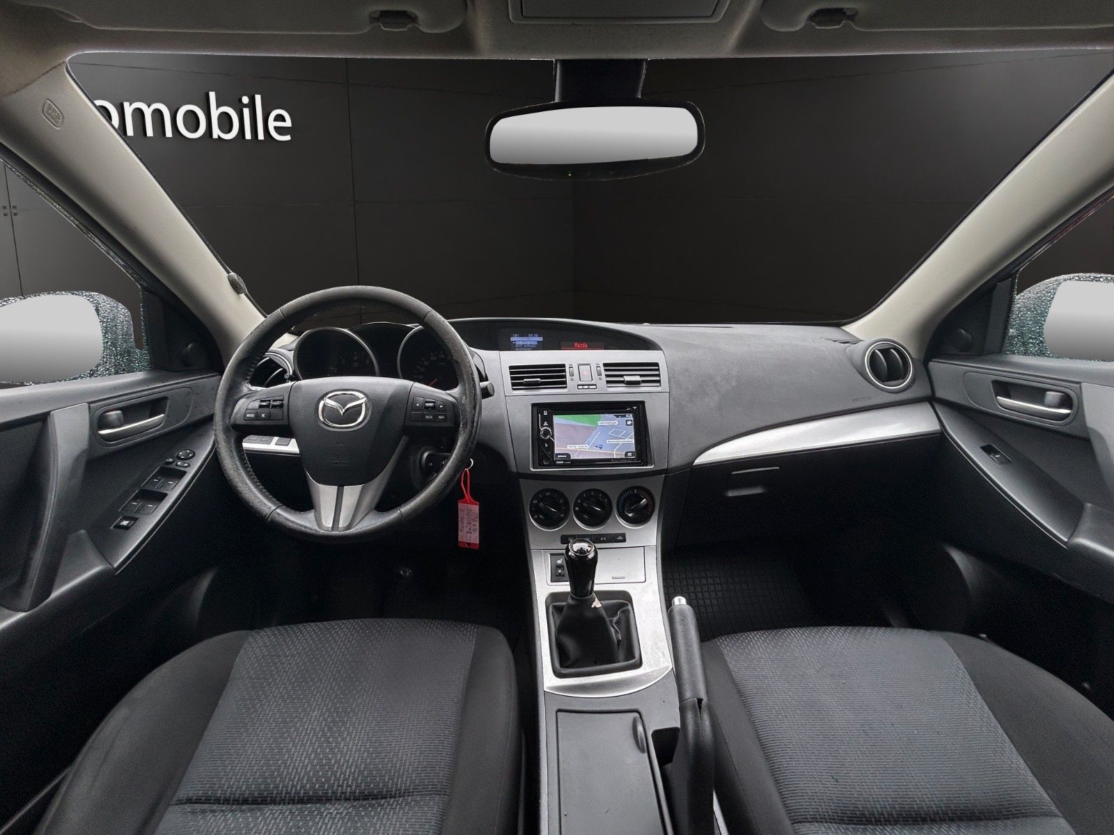 Fahrzeugabbildung Mazda 3 Lim. Center-Line/Service Neu/Navi/Sitzheizung/