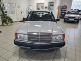 Mercedes-Benz 190E 1.8L,  ZV, Servo,Schiebedach .H Kennzeichen - Mercedes-Benz 190 aus 1991: 190e