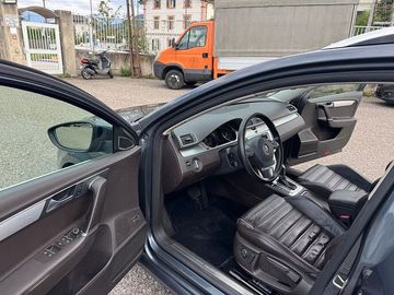 Volkswagen Passat Alltrack - 7