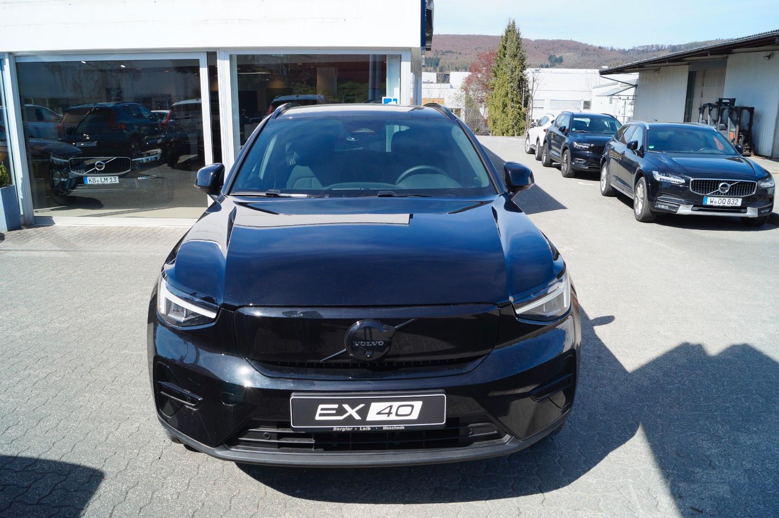 Volvo EX40 Twin AWD Plus Black Edition Aut./360°/20"