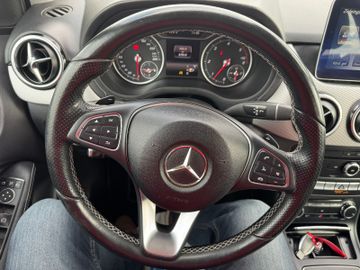 Mercedes B 200 - 8