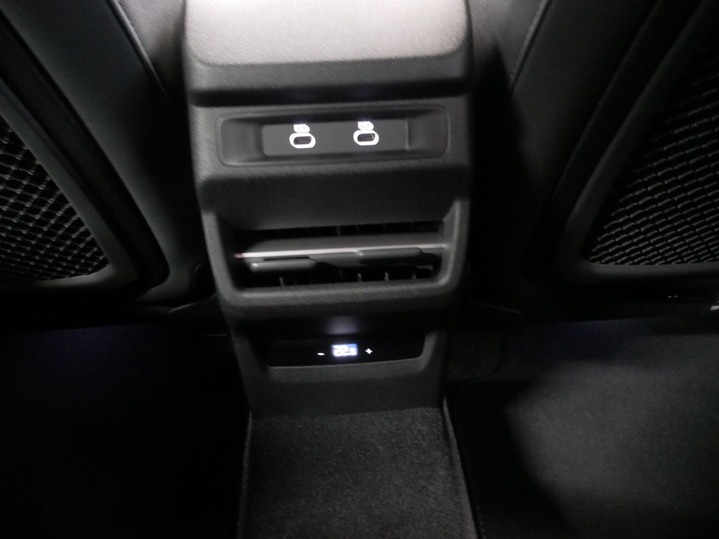 Audi Q3 e-hybrid S tro. S line LED virt. Cock.+ TECH+ foto 14