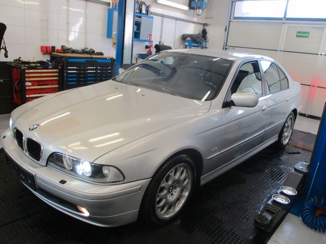 BMW 525i A Exclusive