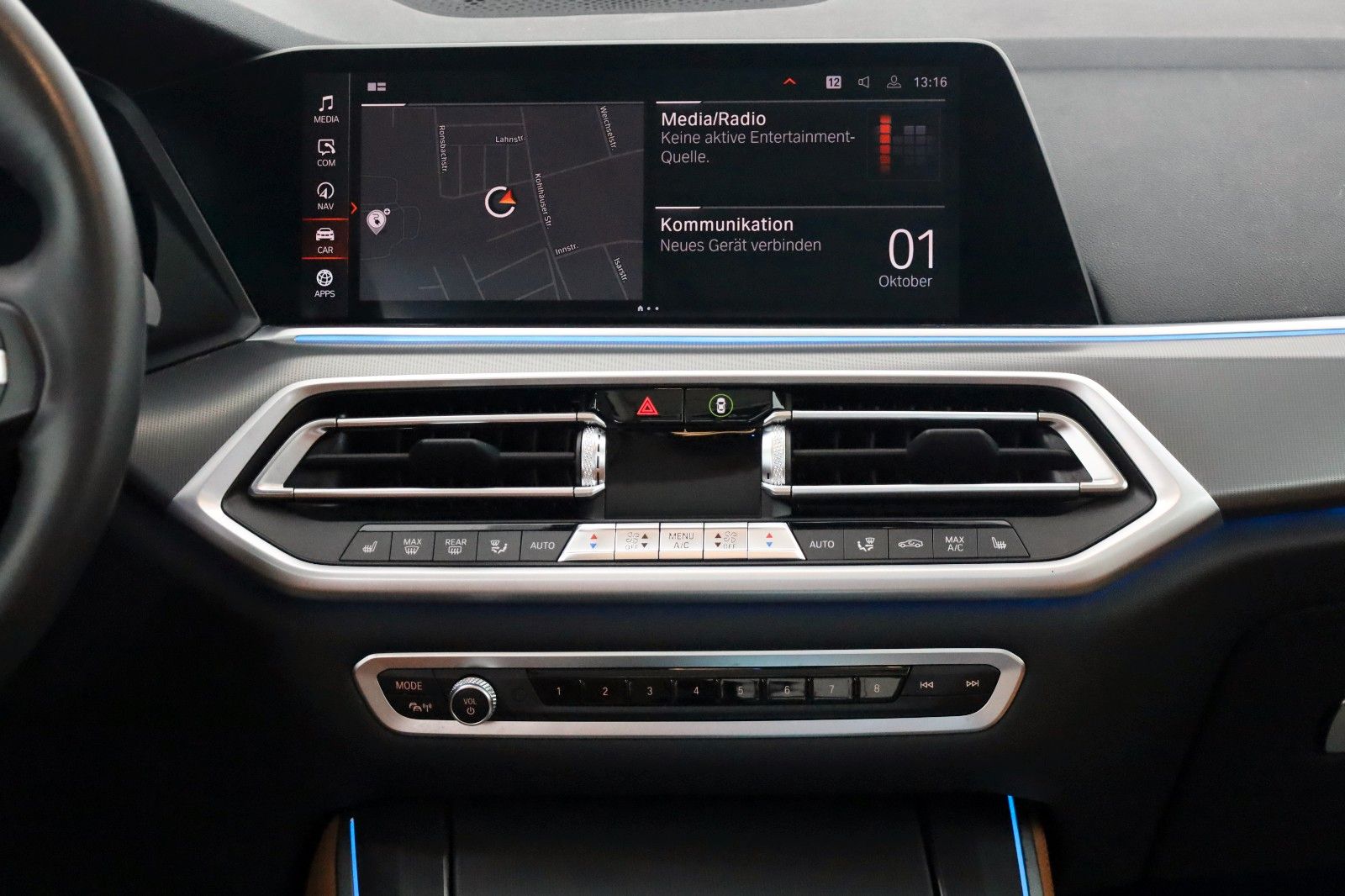 Fahrzeugabbildung BMW X5 xDrive 45e,Leder,Navi,Panorama,HUD,Kamera,ACC