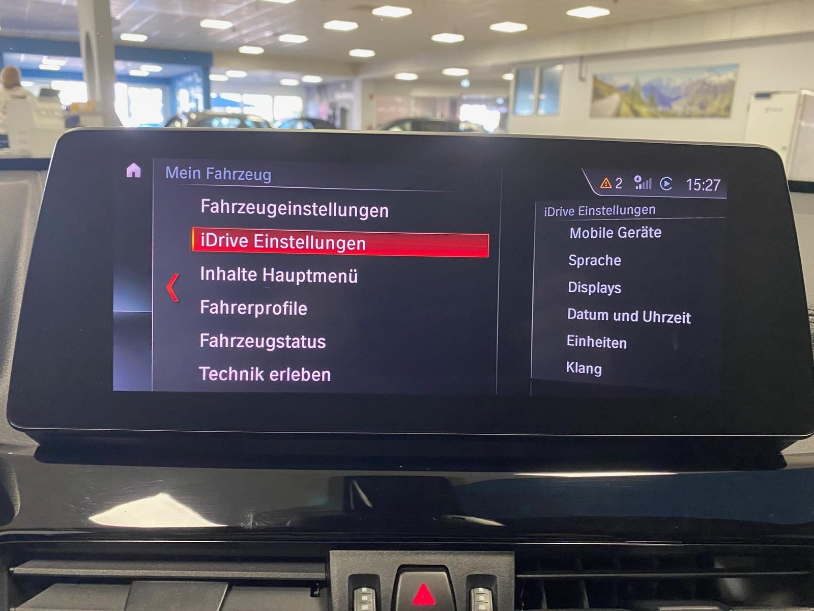 Fahrzeugabbildung BMW X1 sDrive20i M Sport+LEDER+NAVI+KAMERA+M Paket