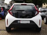 Toyota Aygo X 1.0 VVT-i Play PDC KLIMA BT ZV SERVO AUX - Toyota Aygo (X) in Gelsenkirchen
