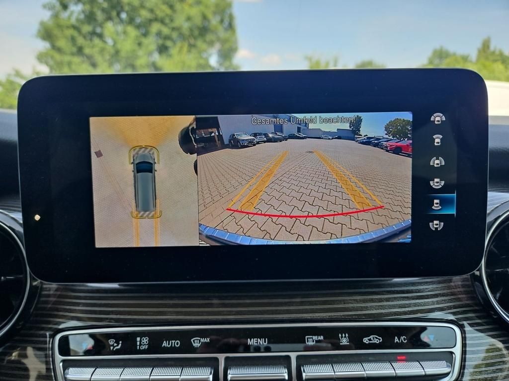 Fahrzeugabbildung Mercedes-Benz EQV 300 AVANTGARDE lang AIRMATIC 360° LED AMG