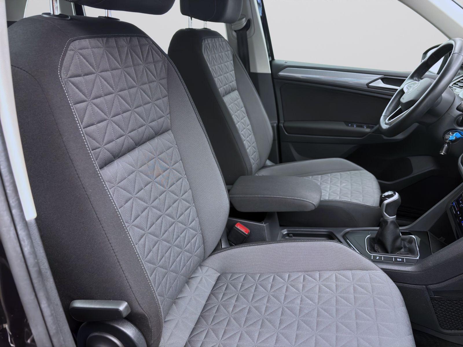 Volkswagen Tiguan 1.5 TSI LIFE NAVI LED ACC PDC