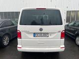 Volkswagen T6 Transporter Bus Caravelle Comfortline 4Motion - Volkswagen T6 Transporter: 4motion