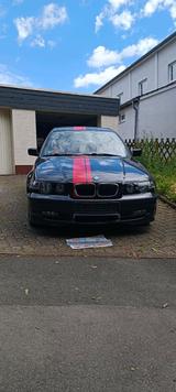 BMW 318 ti Compact - BMW 318: Compact 318ti
