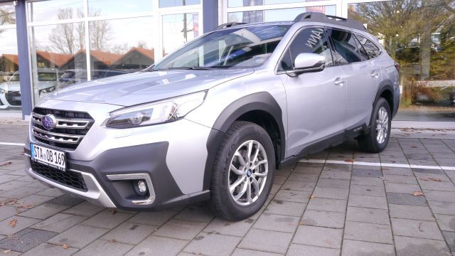 SUBARU OUTBACK Outback 2.5i Active RFK SHZ vo + hi. NAVI