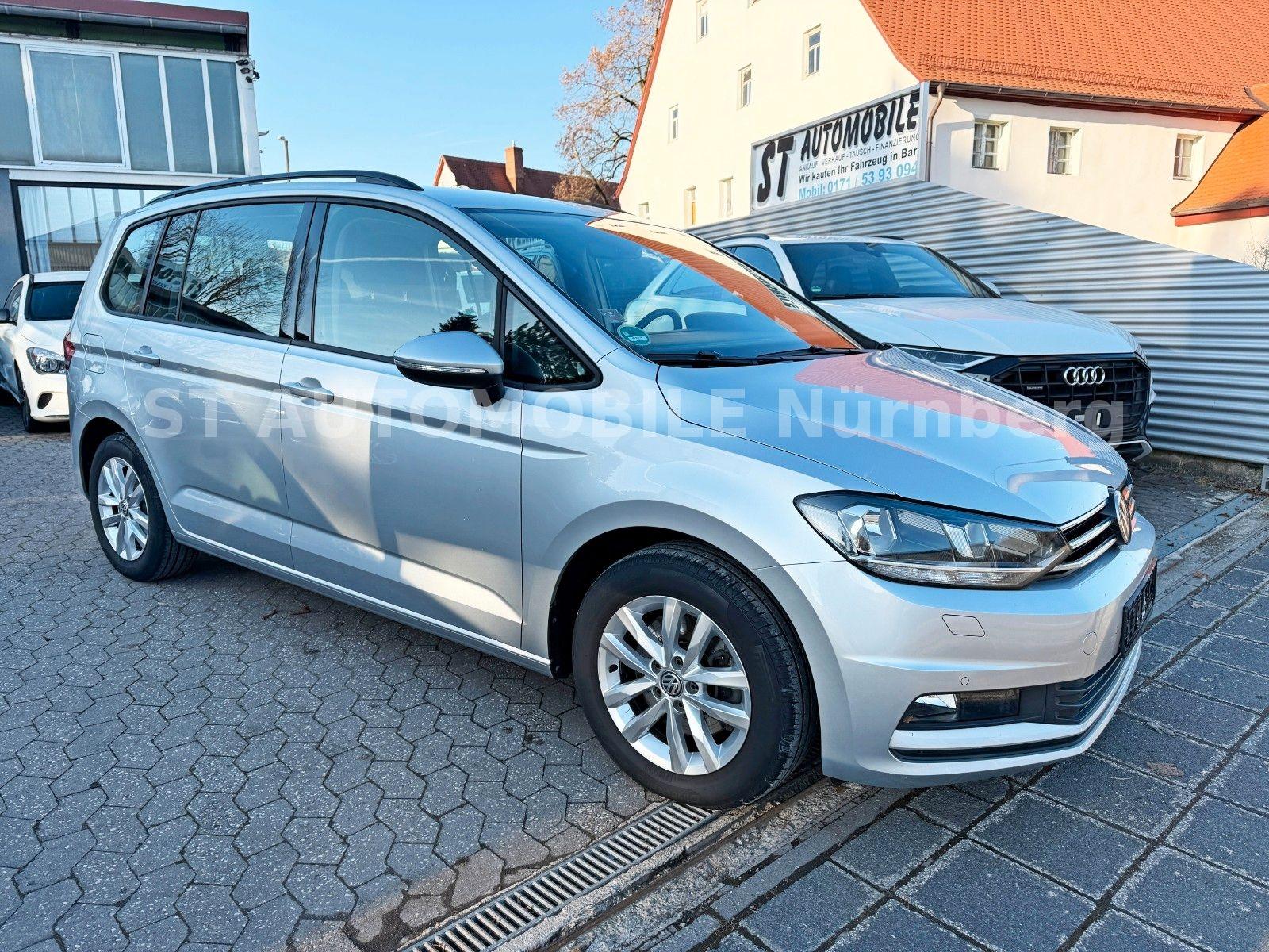 Volkswagen Touran 1.6 TDI Comfortline*1.HD*KAMERA*MASSAGE*