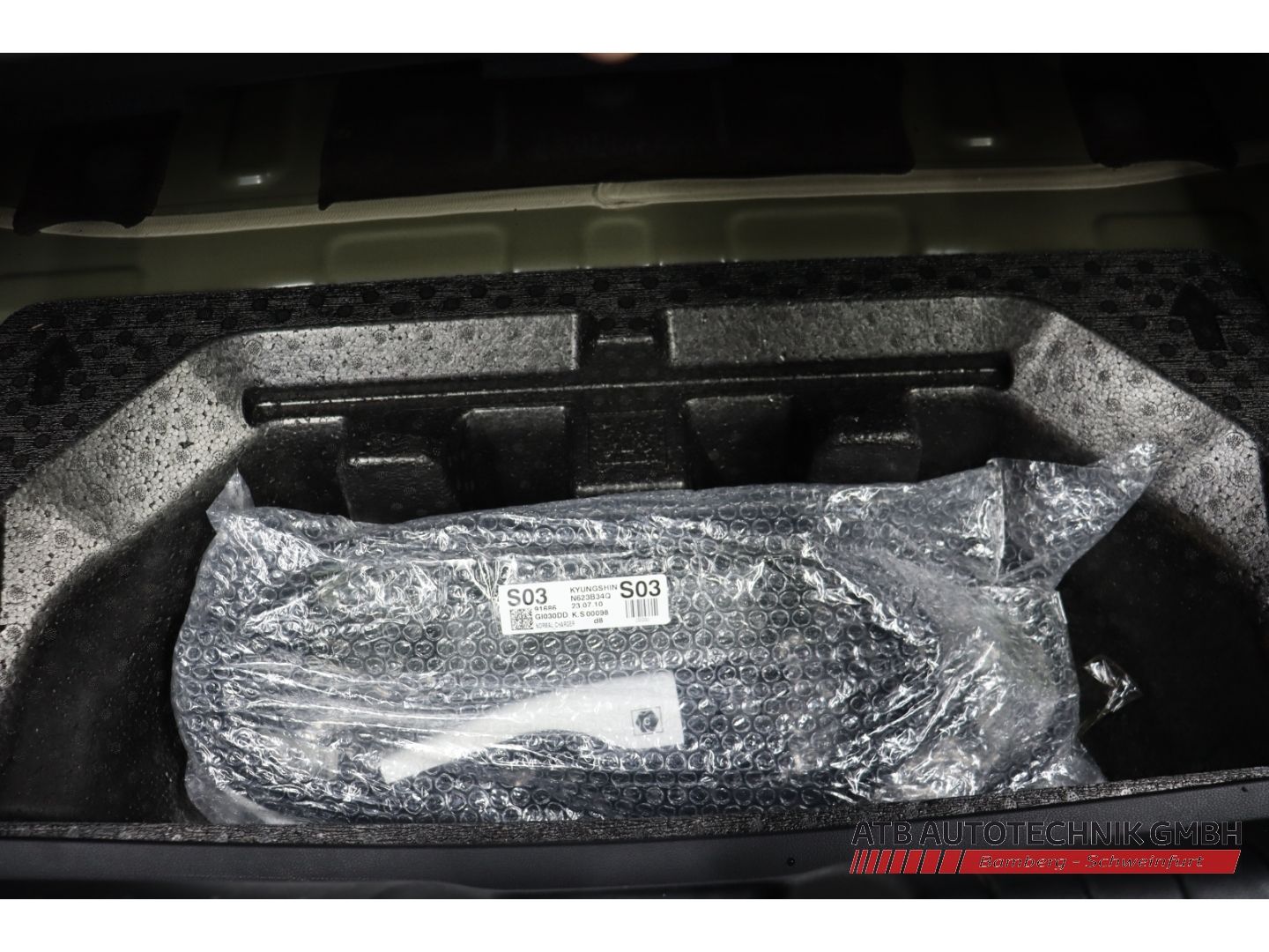 Hyundai IONIQ 6 - Bild 12