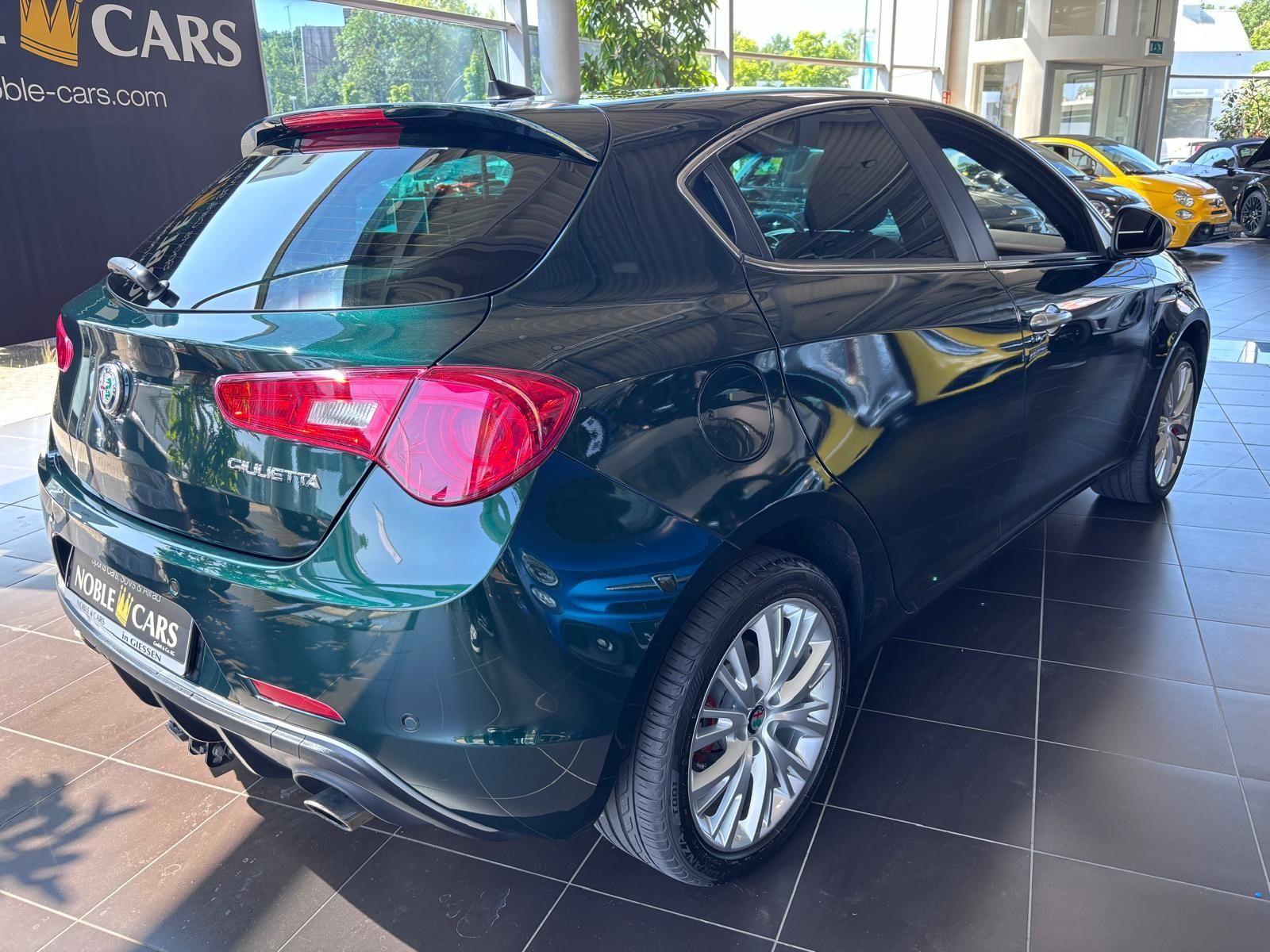 Fahrzeugabbildung Alfa Romeo Giulietta Lusso Ti KLIMA XENON ALU