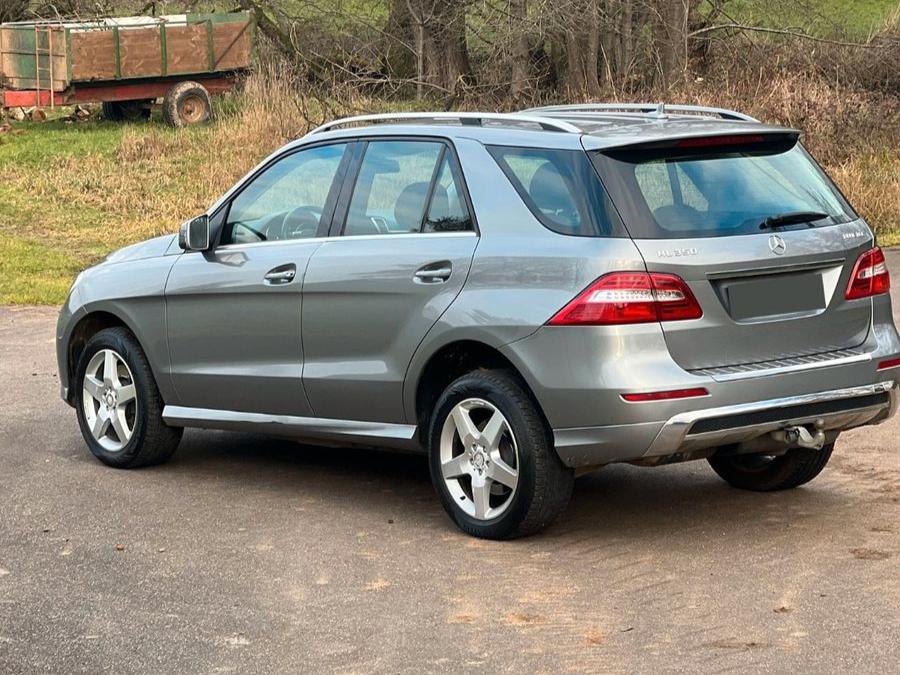 Mercedes-Benz ML 350 CDI BlueTec 4Matic AMG-LINE 1.HAND