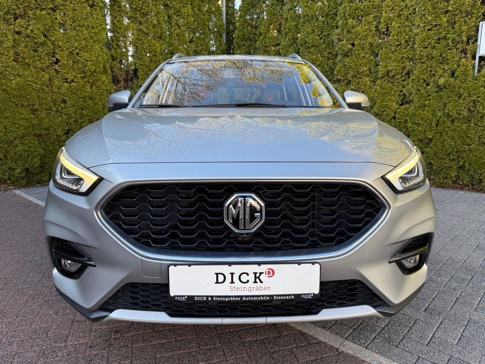 Fahrzeugabbildung MG ZS 1.5VTi Aut. Luxury LEDER+LED+NAV+SHZ+KAM+ACC+